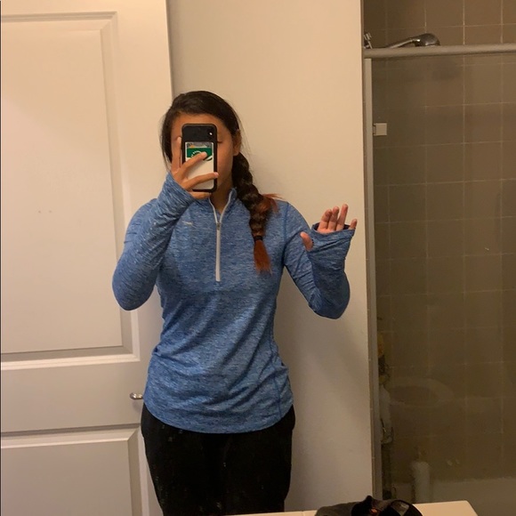 nike half zip - Picture 3 of 3